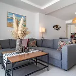 Apartment In With Wifi *