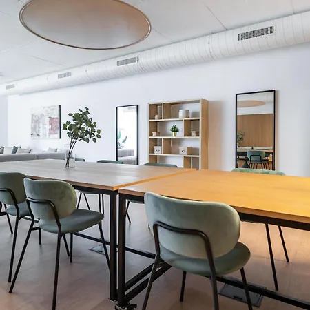 In With Wifi Διαμέρισμα Εστεπόνα